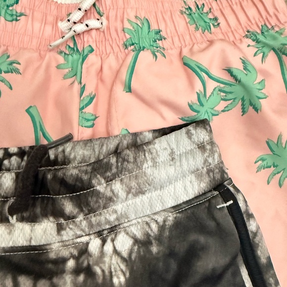 Abercrombie Kids Black and White Patterned Shorts - Picture 4 of 8